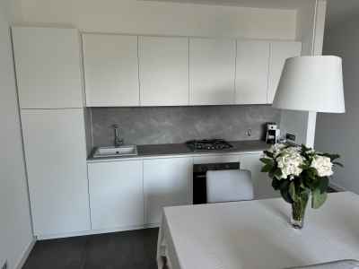 
Dining area with kitchenette